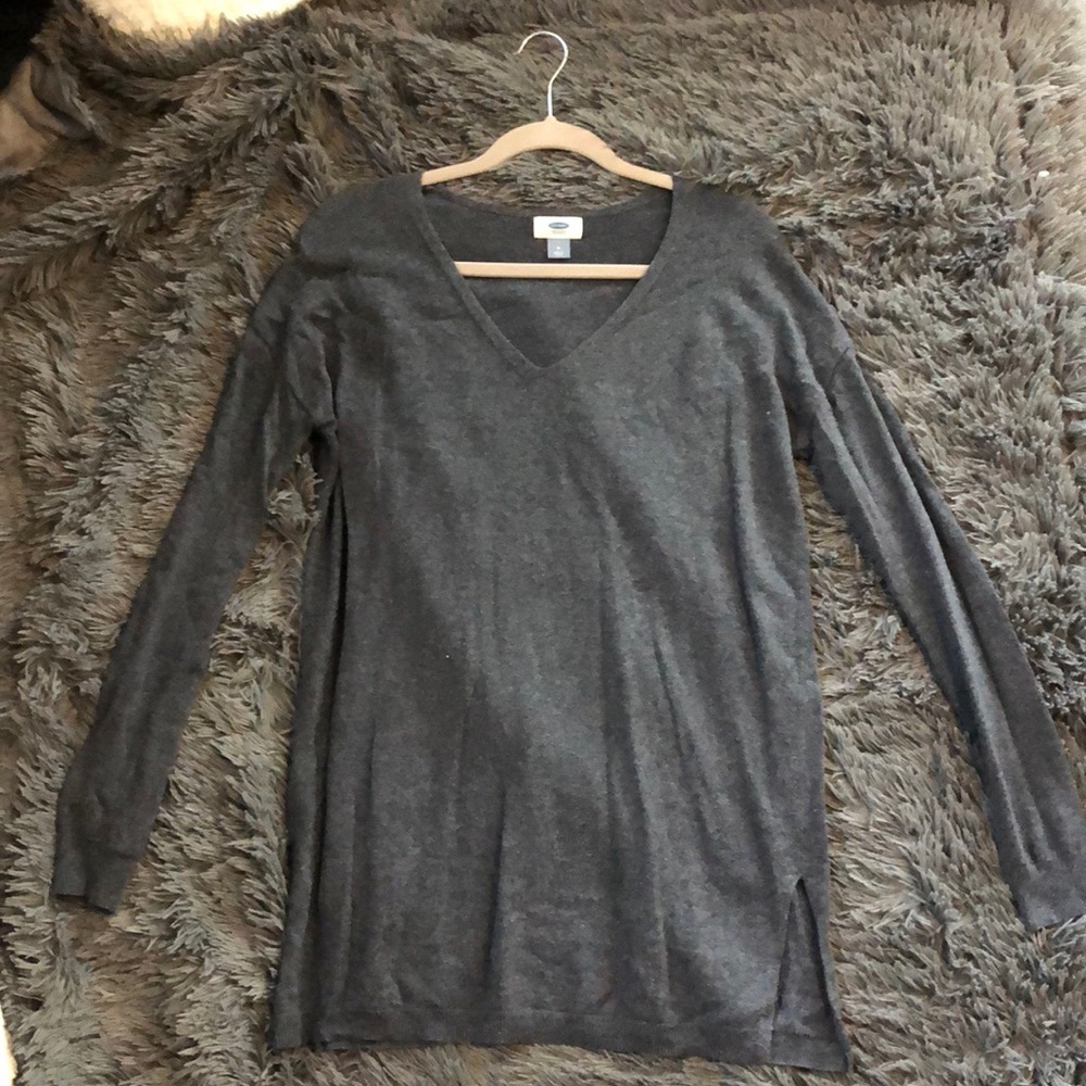 Old Navy sweater